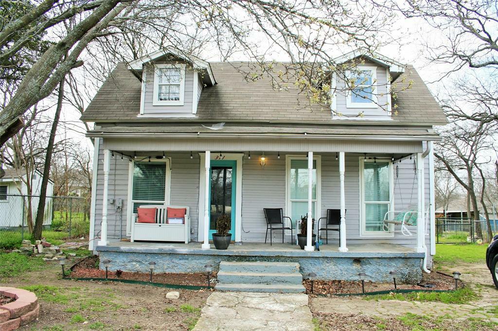 Property Photo:  311 N 5th Street  TX 76065 