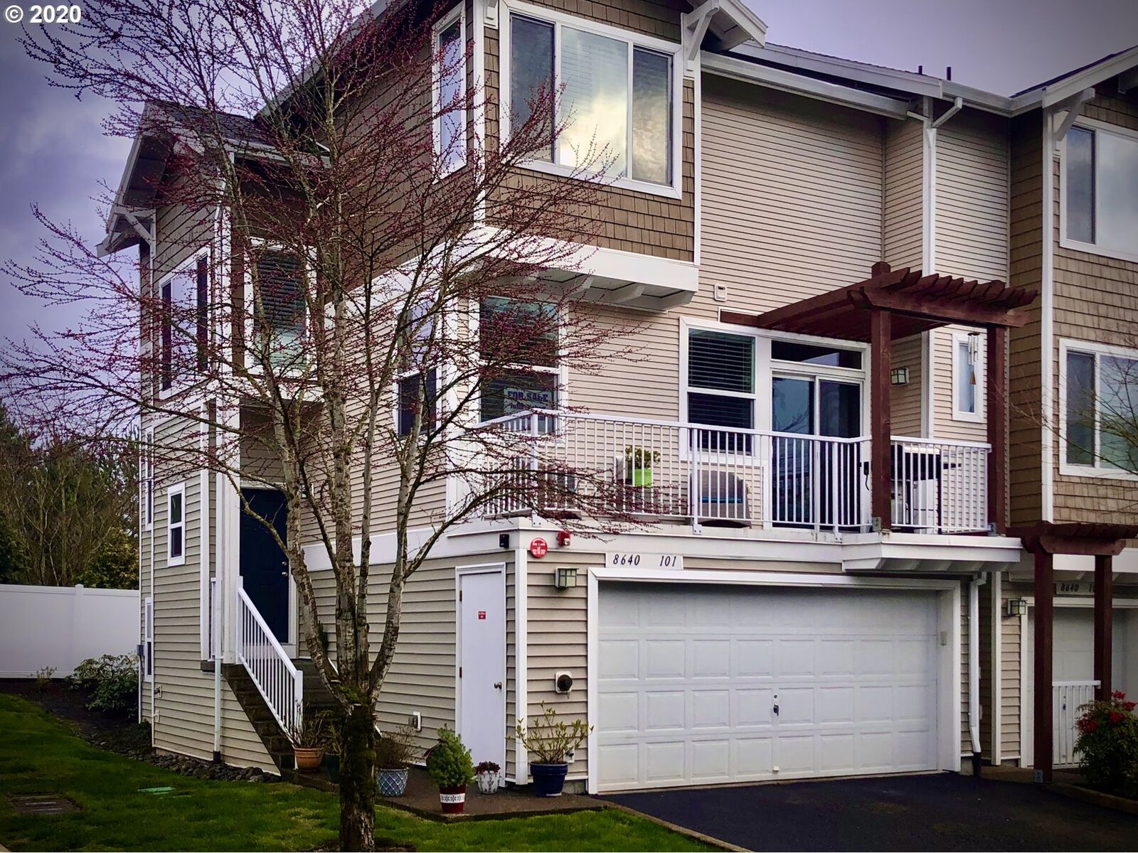 Property Photo: 8640 SW 147th Ter 101 OR 97007