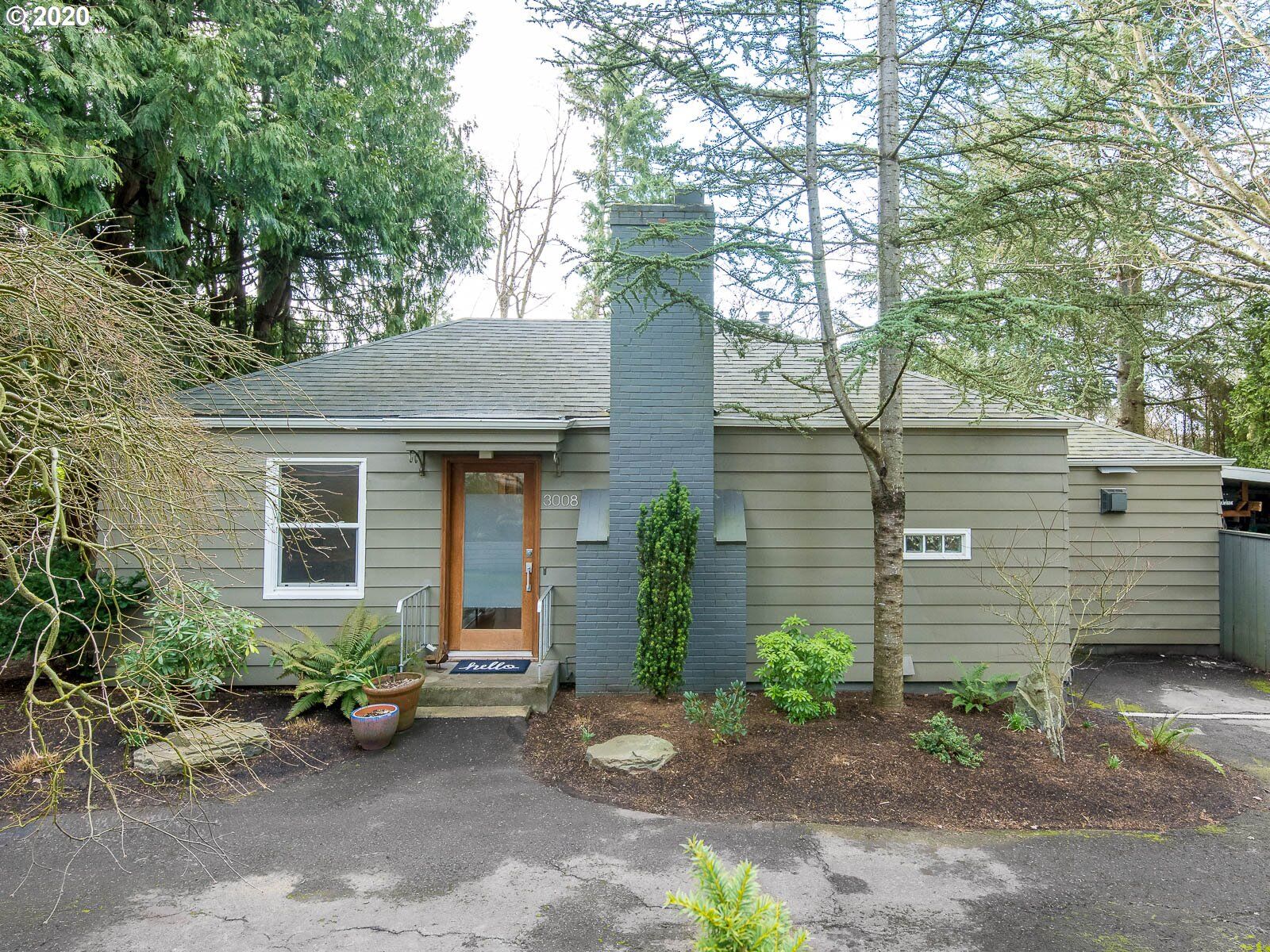 Property Photo:  3008 SW Sunset Blvd  OR 97239 