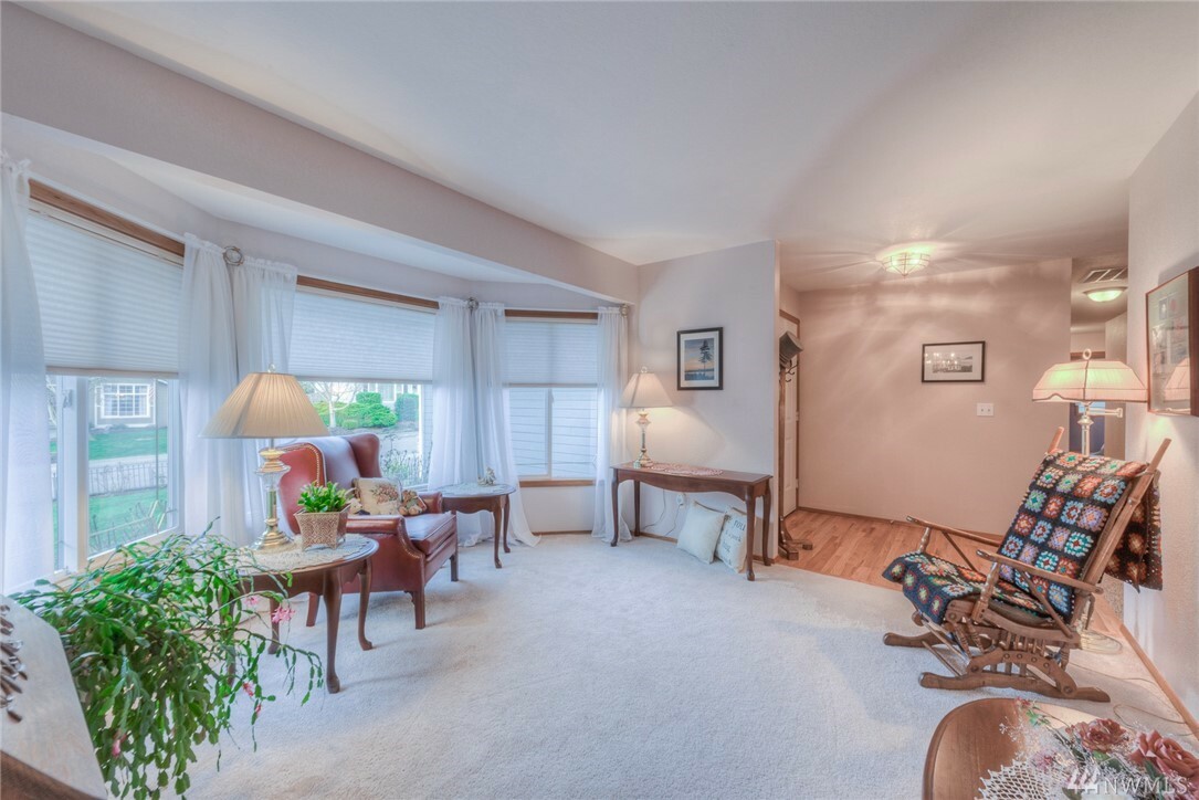 Property Photo: 6408 152nd St SE WA 98296