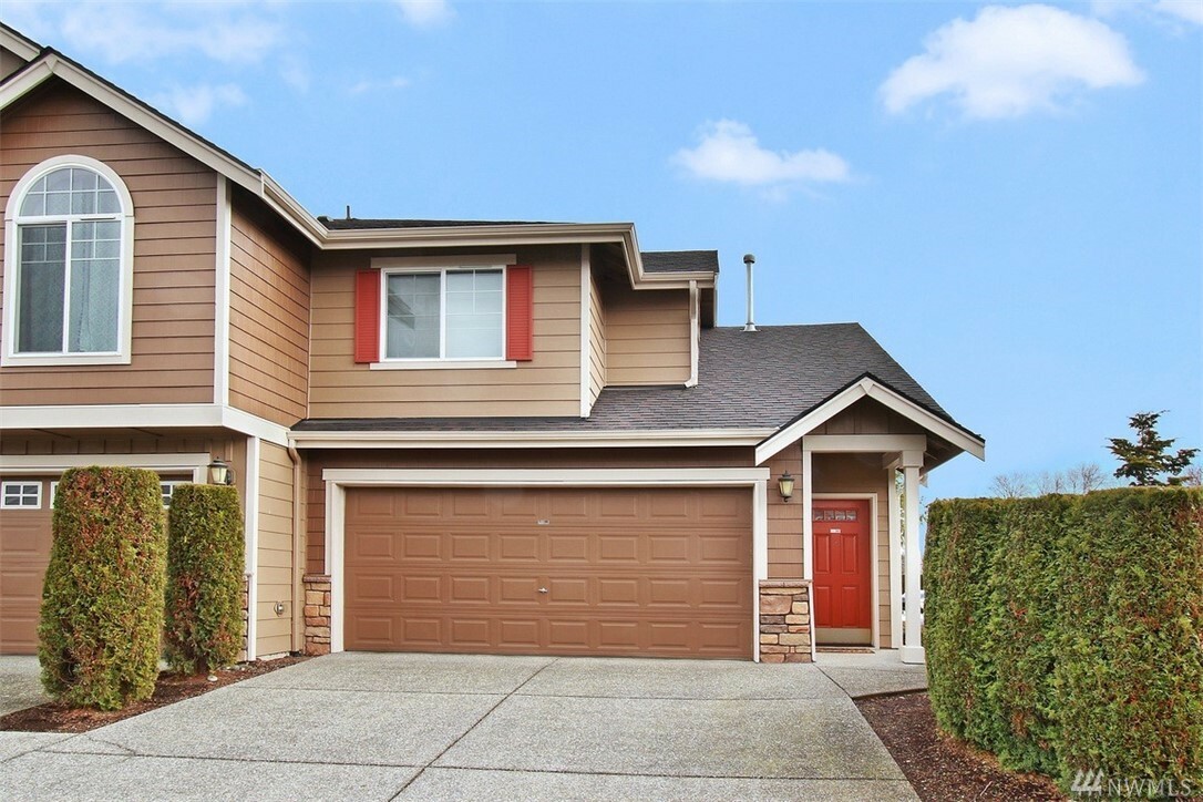 Property Photo:  14611 50th Ave NE M-202  WA 98271 