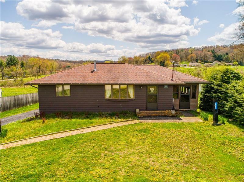 Property Photo:  206 Oxford Dr  PA 15613 