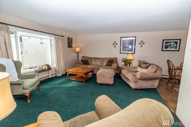 Property Photo:  9007 Bong Lp B  WA 98837 