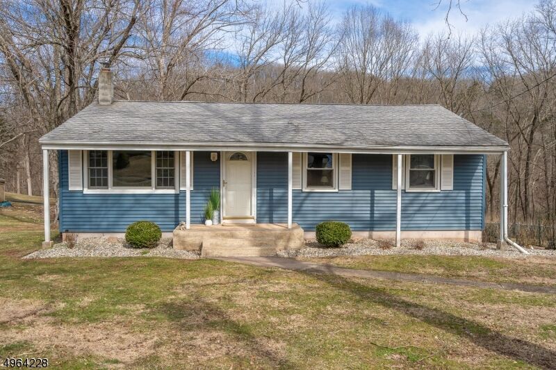 Property Photo: 148 Park Ln NJ 08848