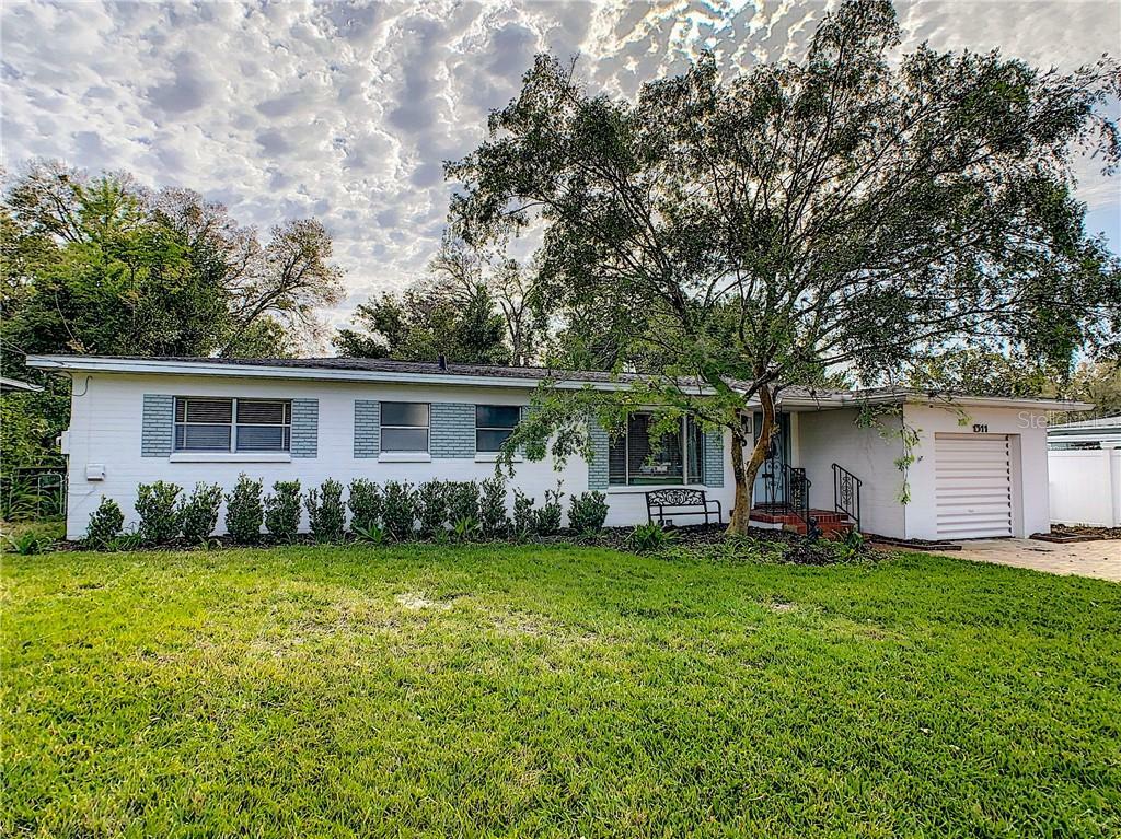 Property Photo:  1311 N Forest Avenue  FL 32803 