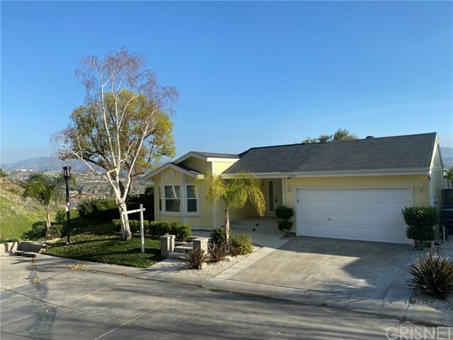 Property Photo:  20148 Summit View Drive  CA 91351 