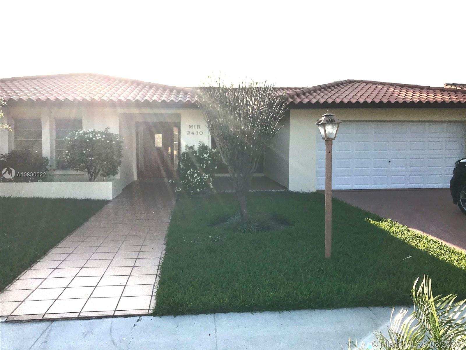 2430 SW 126th Ave  Miami FL 33175 photo