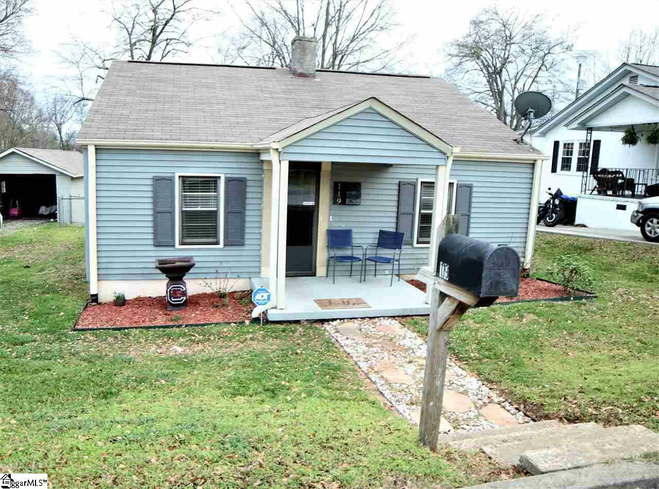 Property Photo:  119 Connecticut Avenue  SC 29650 