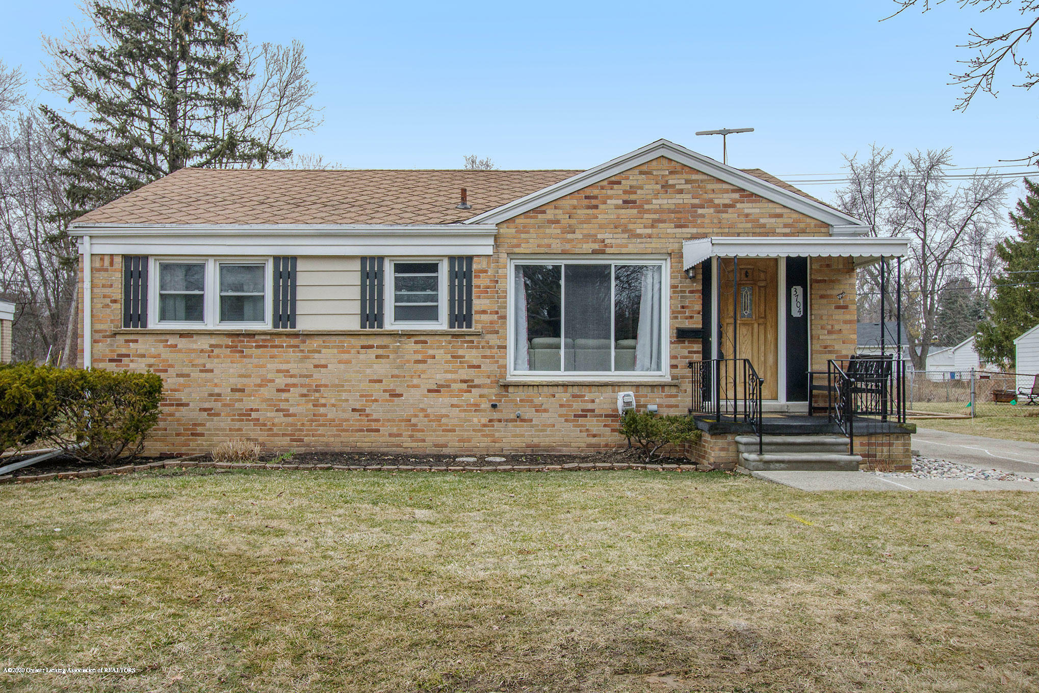 Property Photo:  3704 Macon Avenue  MI 48917 