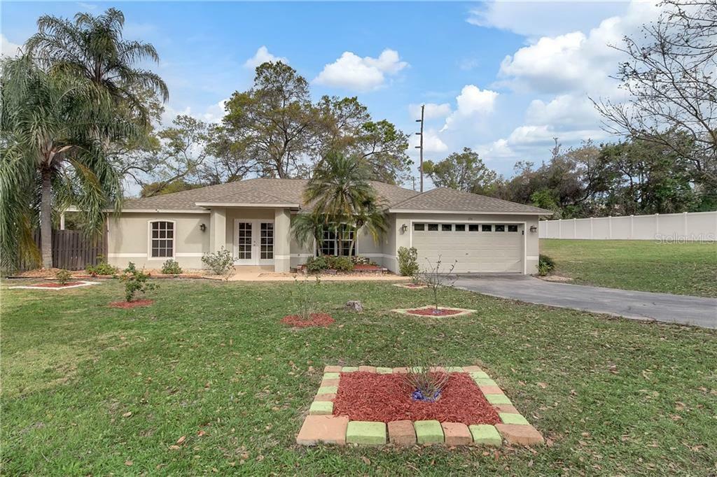 Property Photo:  251 Country Lakes Circle  FL 34736 