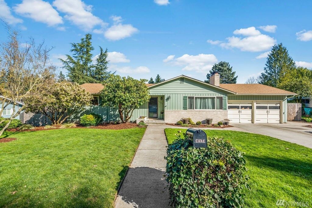 Property Photo:  6403 NE 12th Avenue  WA 98665 