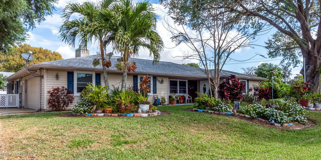 Property Photo:  300 River Island Street  FL 32953 