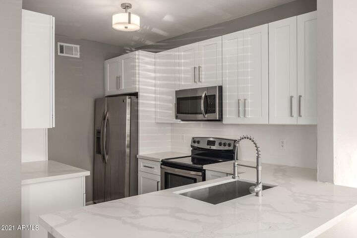 Property Photo:  7009 E Acoma Drive 1044  AZ 85254 