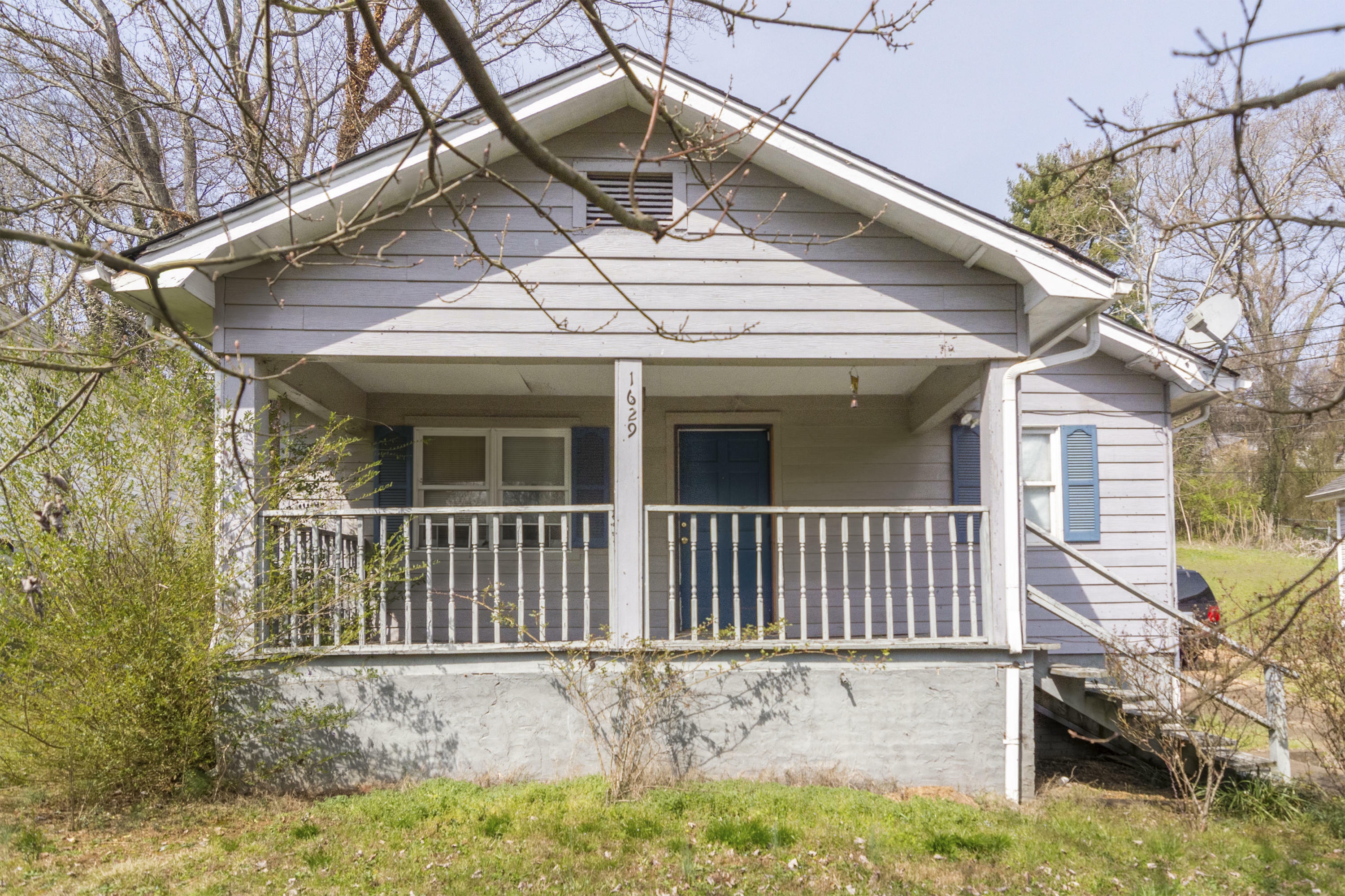 Property Photo:  1629 Lenland Ave  TN 37920 