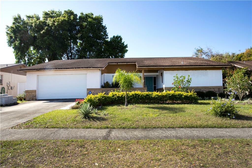 Property Photo:  117 Mahogany Drive  FL 33584 