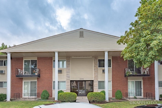 Property Photo: 8998 Kennedy Drive 2F IL 60016