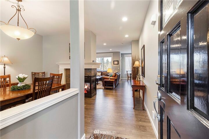 Property Photo: 3612 Lincoln Court NE WA 98056