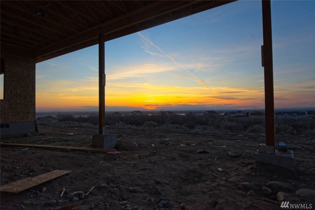 Property Photo: 8056 Dune Lake Road SE WA 98837