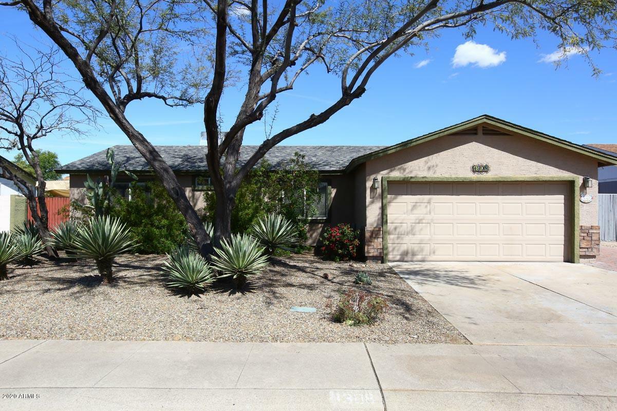 Property Photo: 1308 W Runion Drive AZ 85027