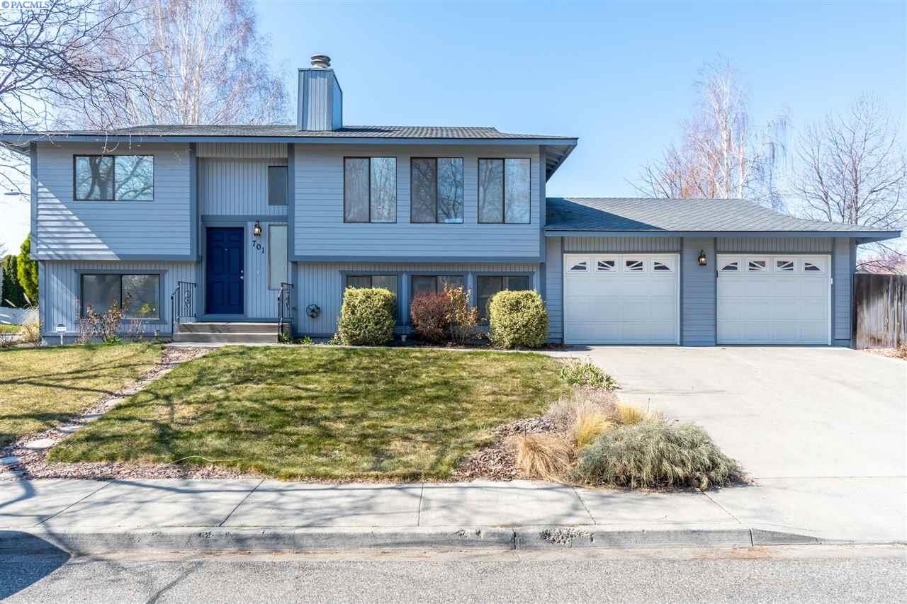 Property Photo: 701 N Montana Pl WA 99336