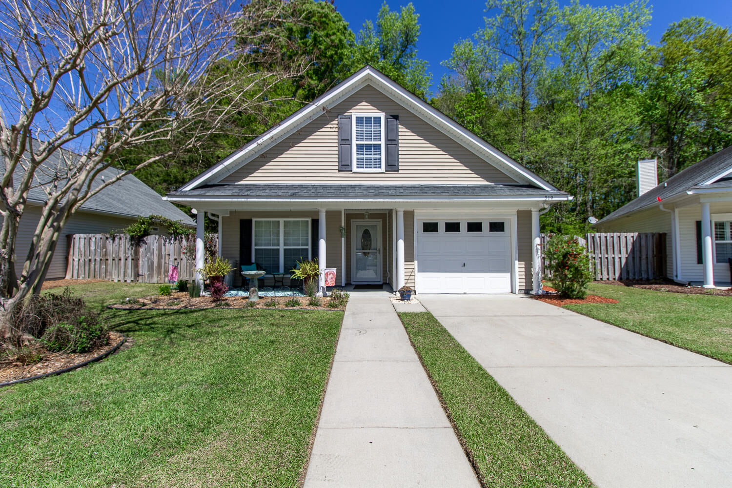 Property Photo: 319 Garden Grove Drive SC 29485