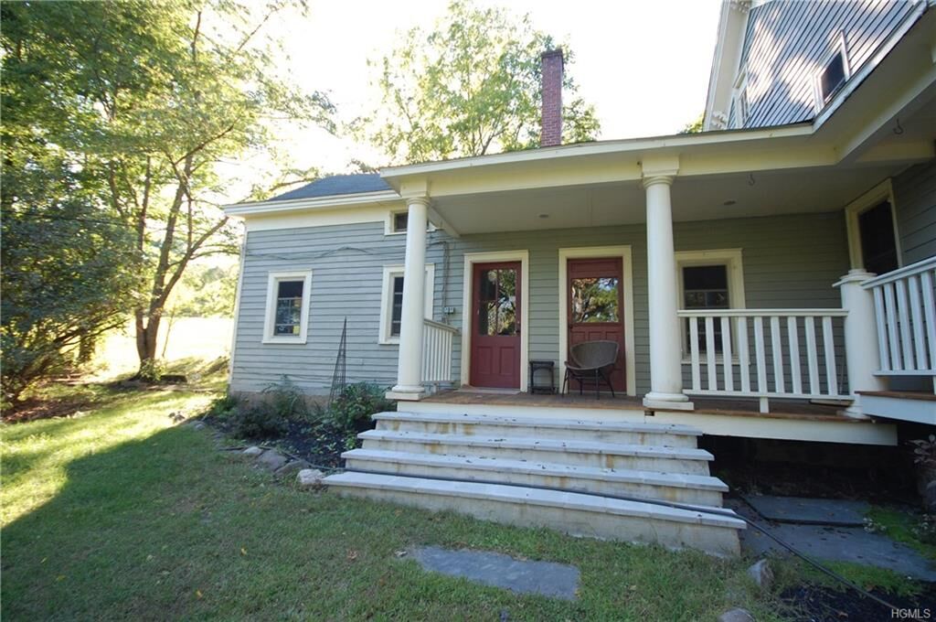 Property Photo:  83 Glenwood Road  NY 10969 