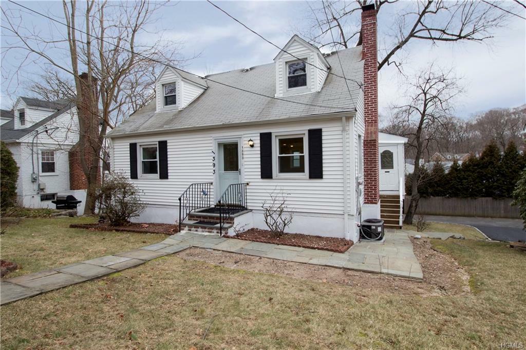 Property Photo:  1393 Weaver Street  NY 10583 