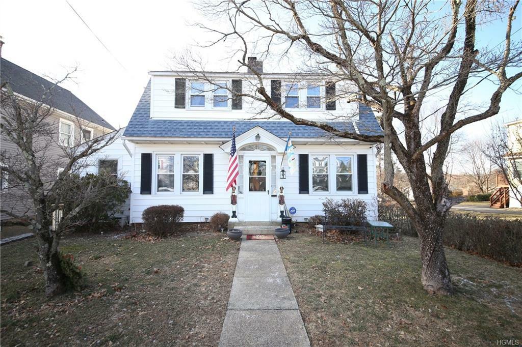 Property Photo:  43 Sherwood Avenue  NY 10562 