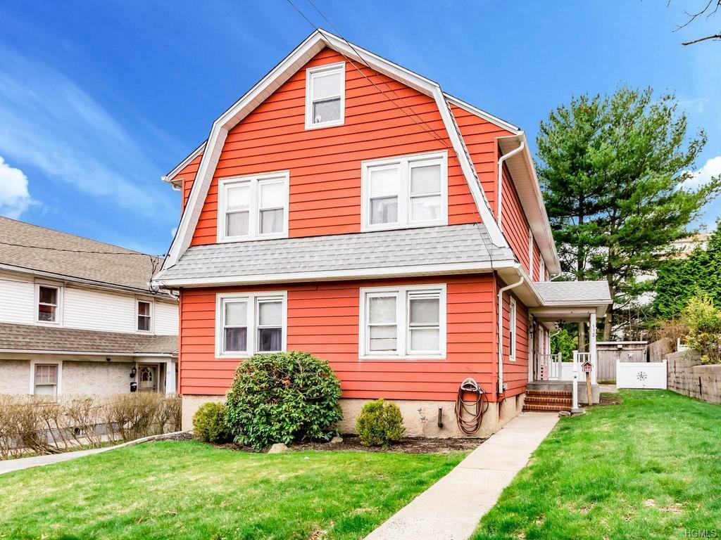 Property Photo:  118 Greenvale Avenue  NY 10703 