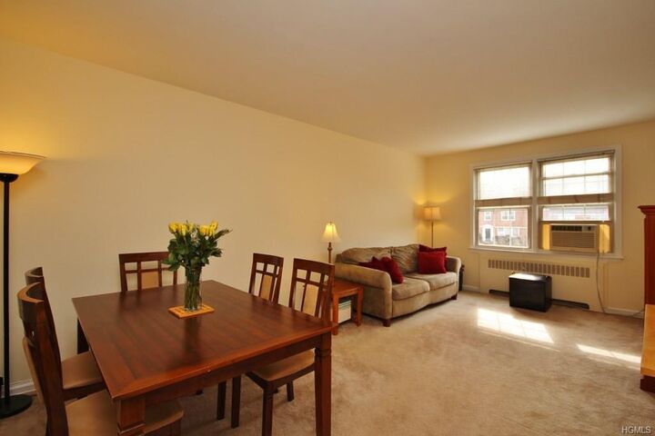 111 N Broadway E10  White Plains NY 10603 photo