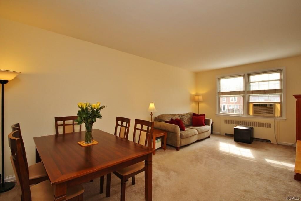 Property Photo: 111 N Broadway E10 NY 10603