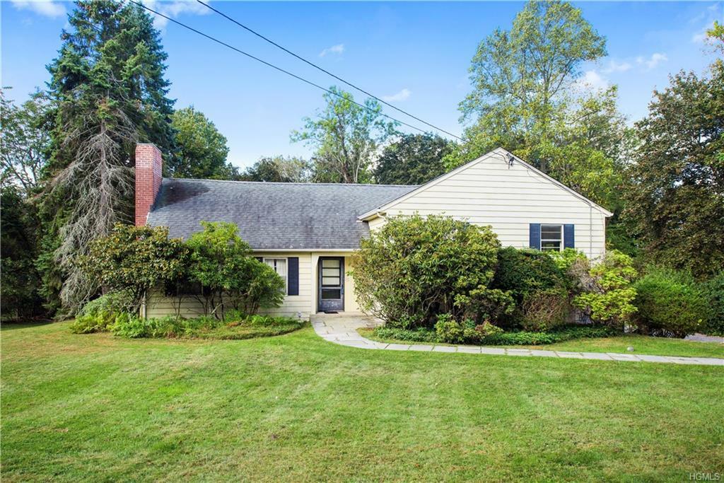 Property Photo:  66 Old Farm Road  NY 10570 