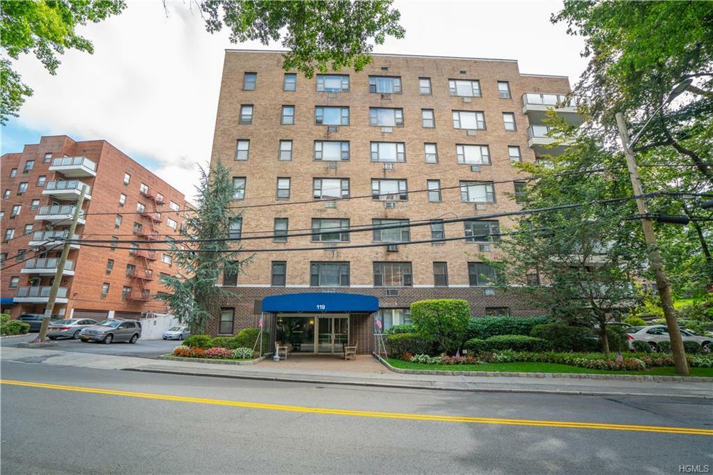 Property Photo:  119 E Hartsdale Avenue 2D  NY 10530 