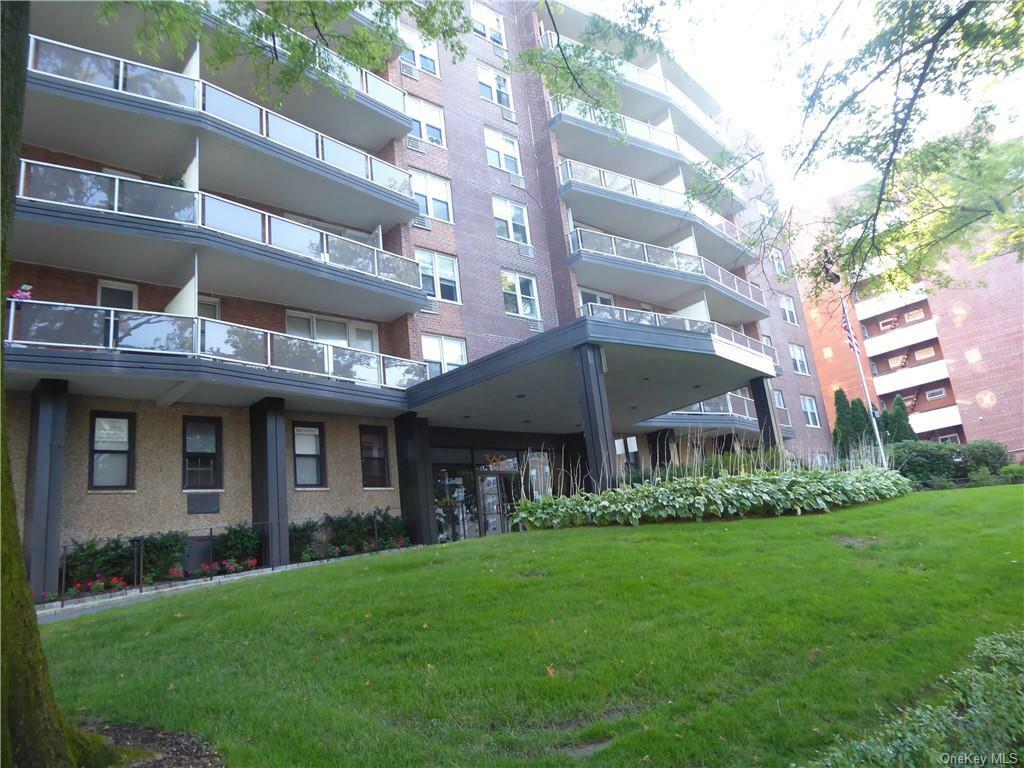 Property Photo:  360 Westchester Avenue 519  NY 10573 
