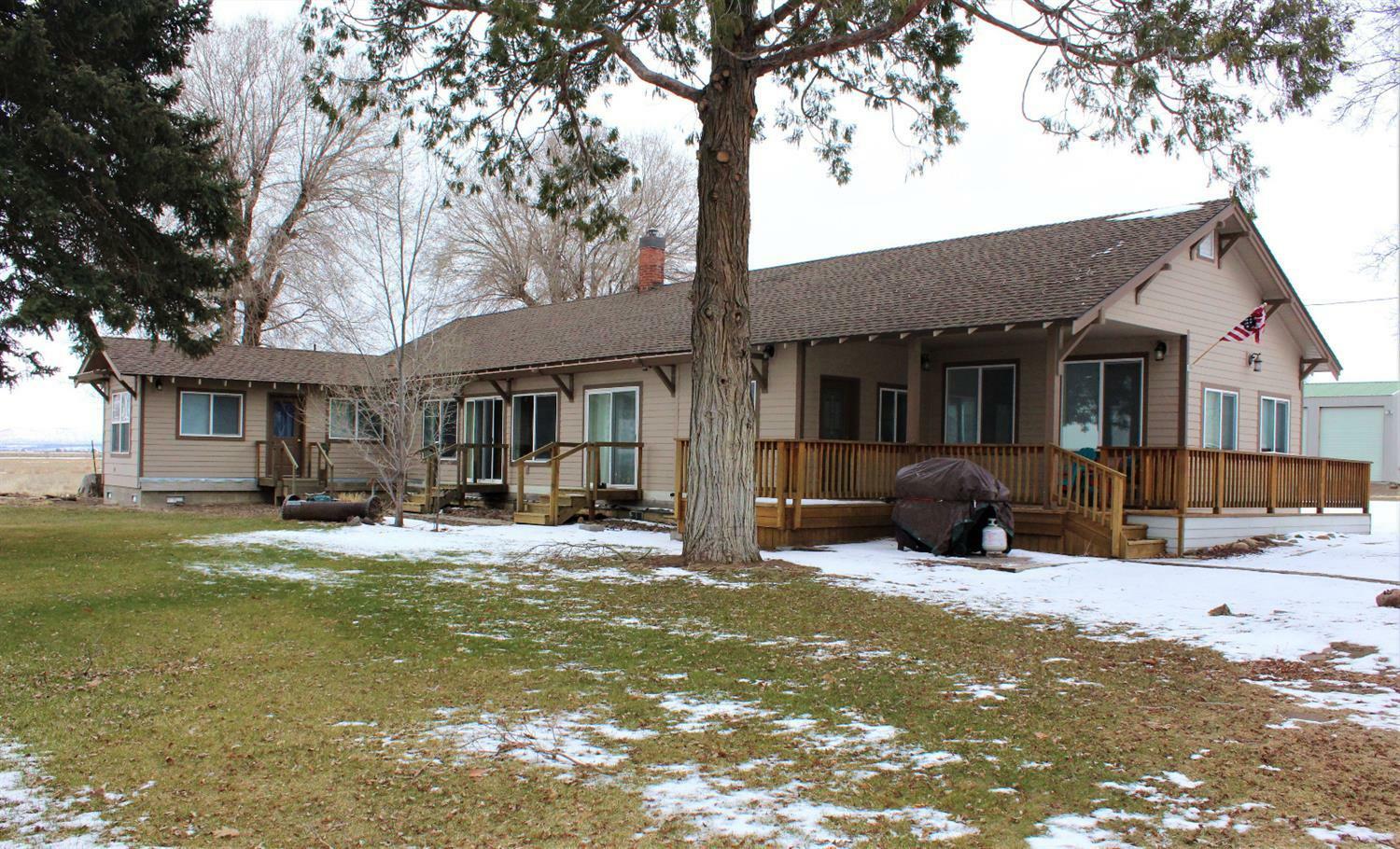 Property Photo:  21730 Pope Road  OR 97633 