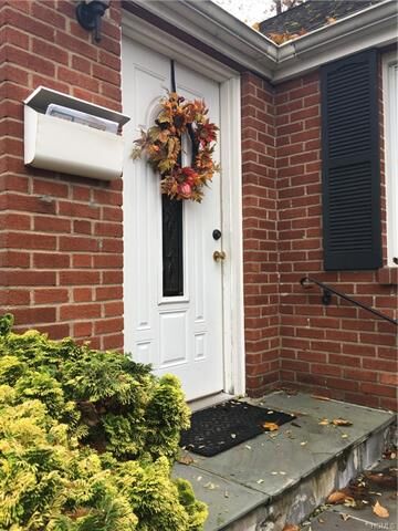 Property Photo:  57 E Hall Avenue 2 Fl  NY 10956 