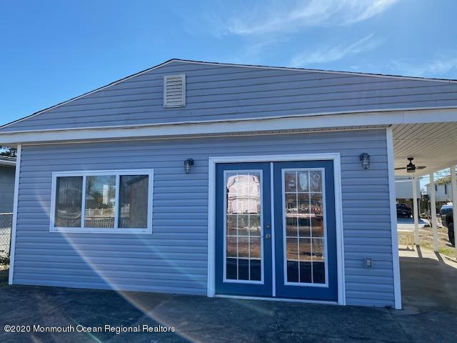 Property Photo: 406 Twin Lakes Boulevard NJ 08087
