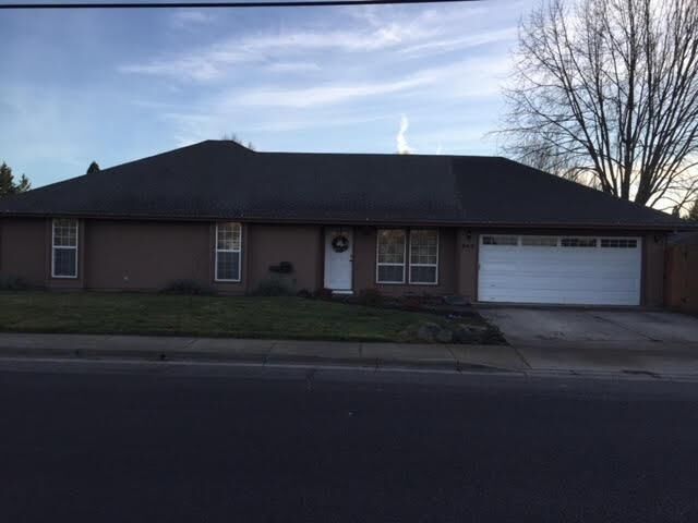 843 Pittview Avenue  Central Point OR 97502 photo