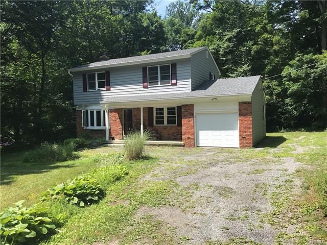 Property Photo:  108 Oak Ridge Drive  NY 10579 