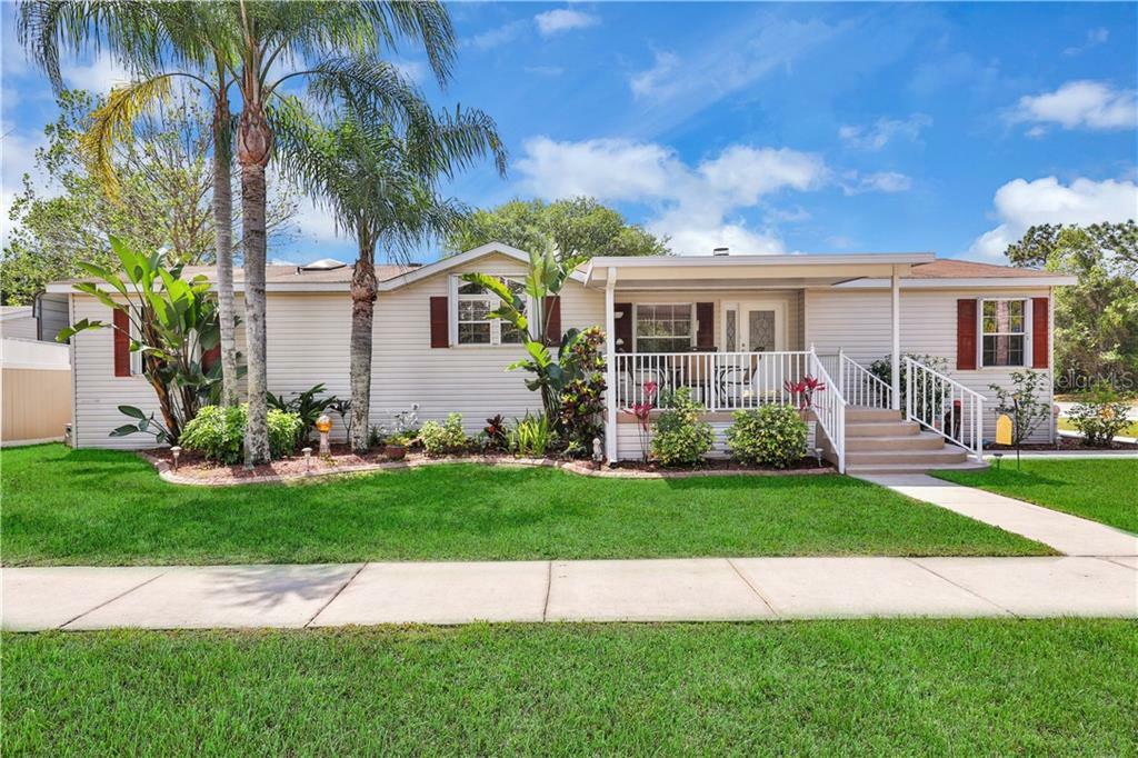 Property Photo:  10401 Hawk Court  FL 33578 