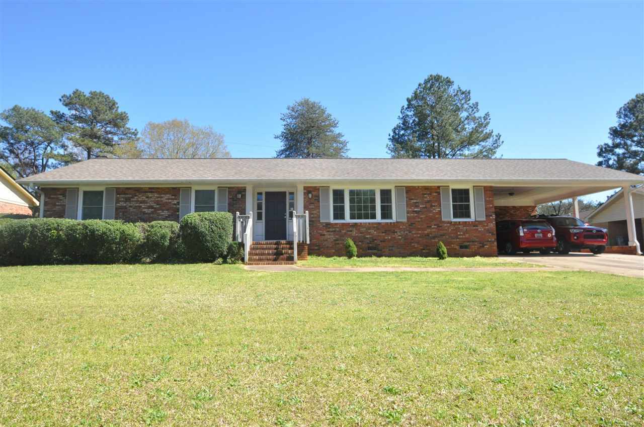 Property Photo:  805 Lucerne Drive  SC 29302 