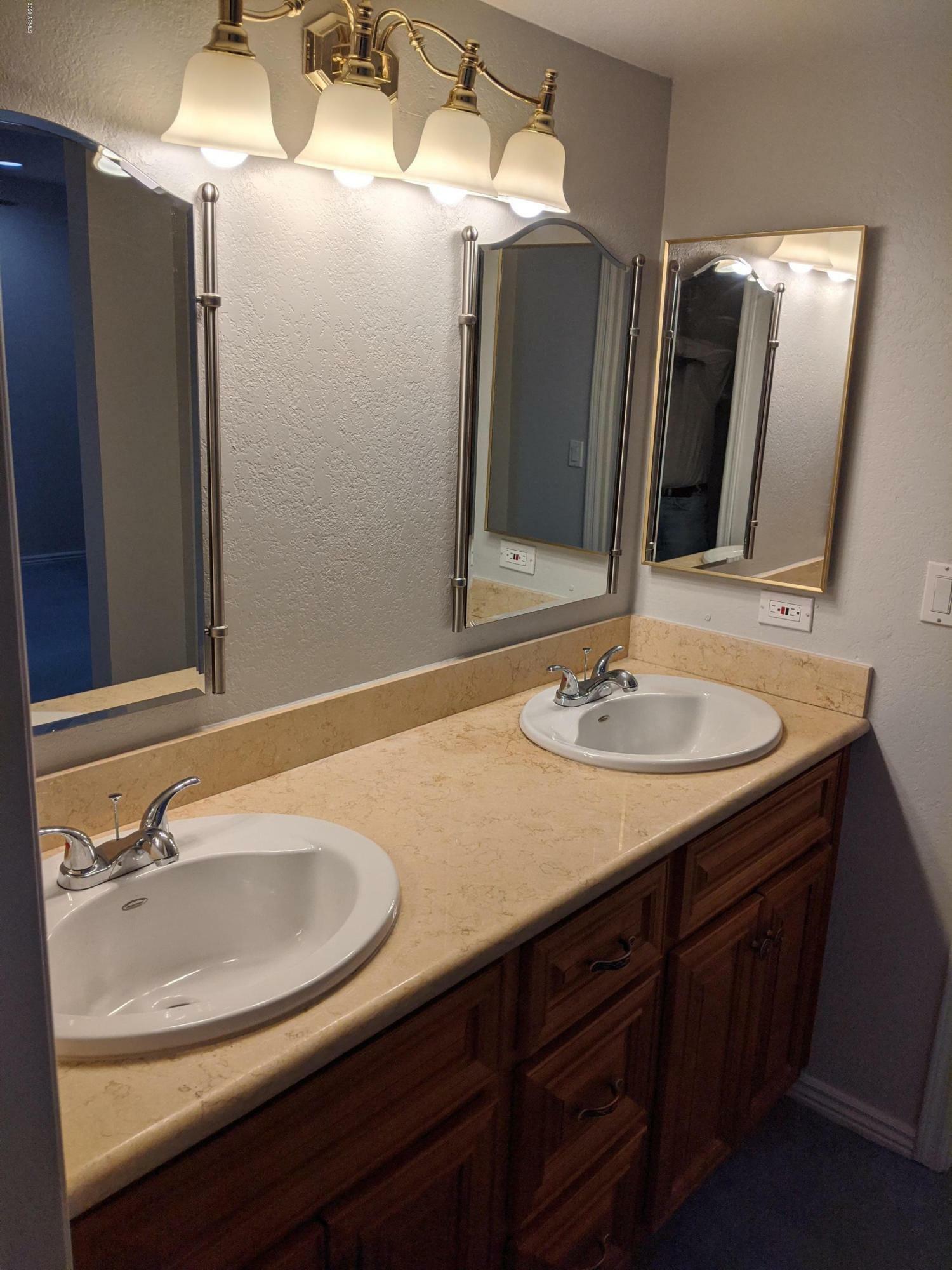 Property Photo:  903 W Shawnee Drive  AZ 85225 