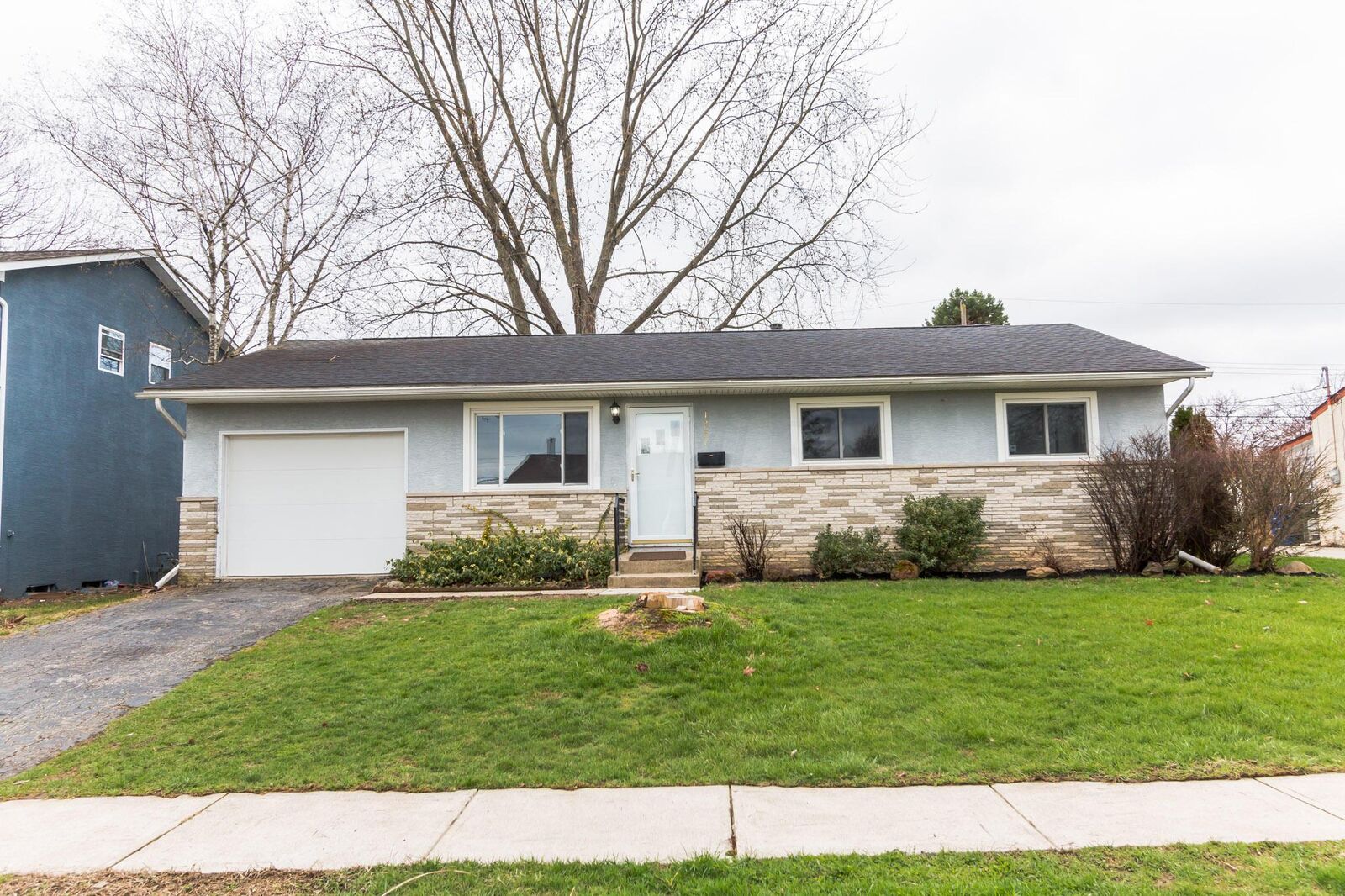 Property Photo:  1257 Oakfield N Drive  OH 43229 