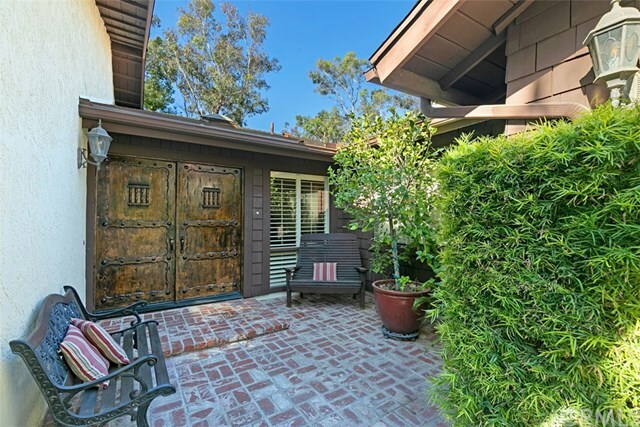 Property Photo:  634 Via La Paloma  CA 92507 