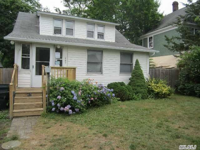 207 West Avenue  Patchogue NY 11772 photo