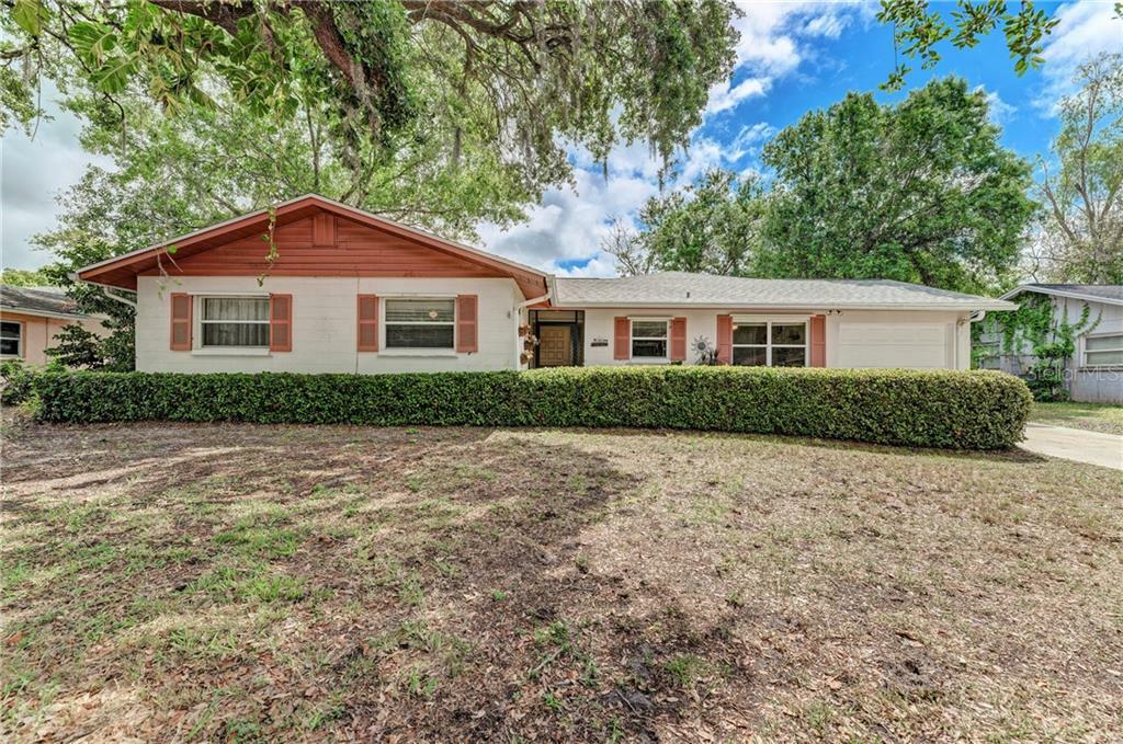 Property Photo:  3307 Woodmont Drive  FL 34232 