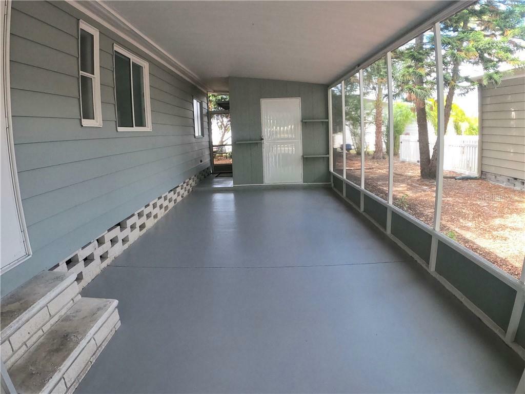 Property Photo: 370 Cobia Way FL 34677
