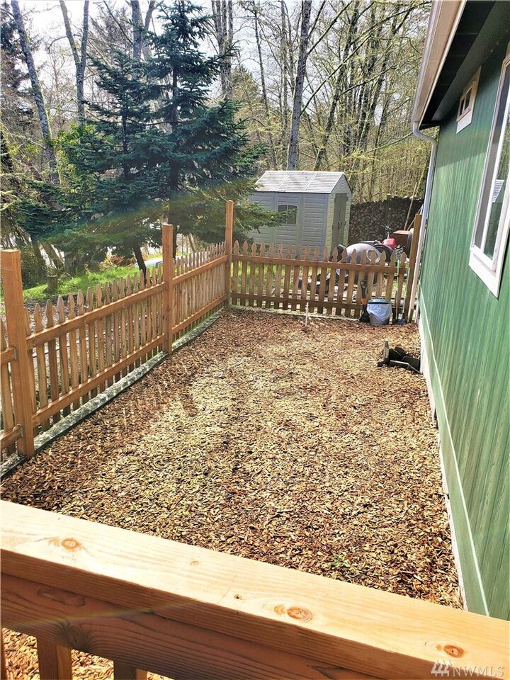 Property Photo: 1505 322nd Place WA 98640