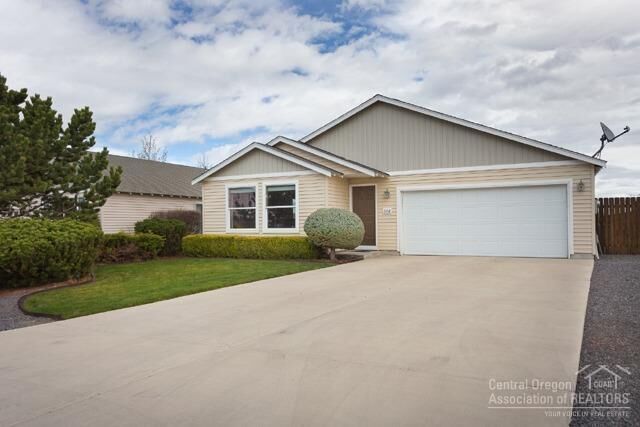 Property Photo: 386 Center Ridge Drive OR 97334