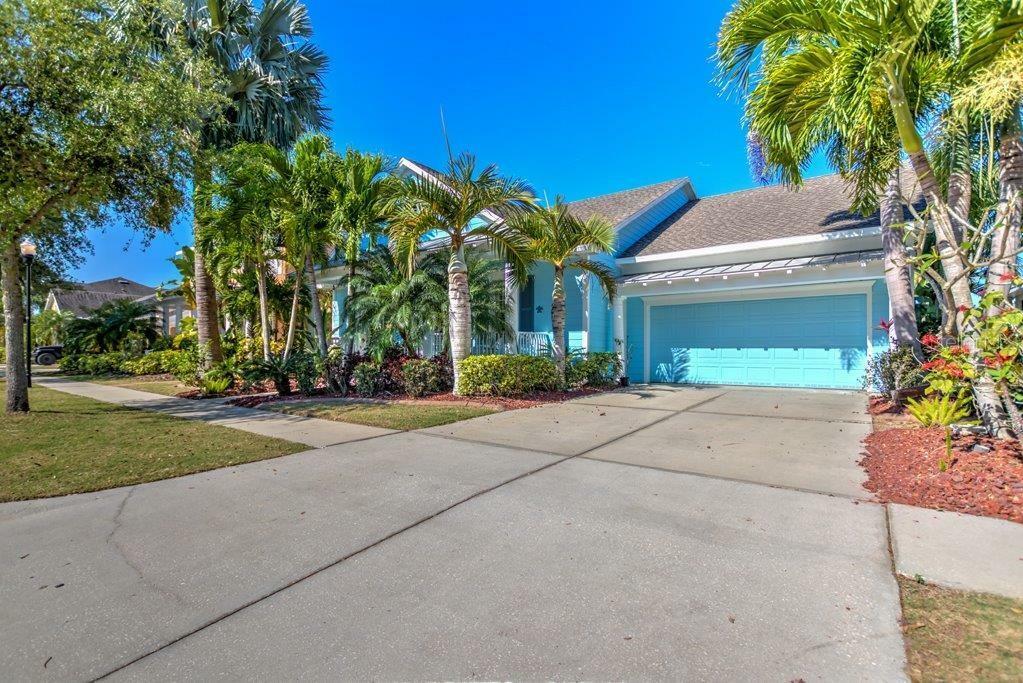 Property Photo:  5718 Tortoise Place  FL 33572 